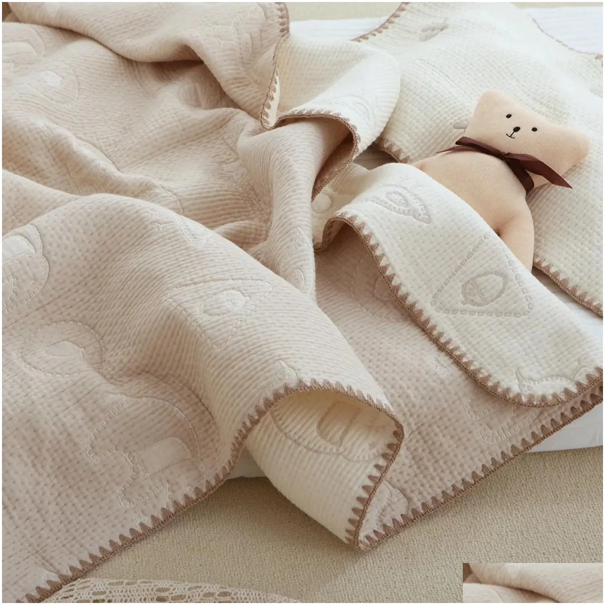 family kindergarten cotton sheets children`s bedding autumnwinter multifunctional blanket soft and skin friendly 240127