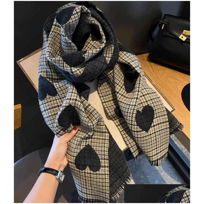 Scarves Love Small Fine Plaid Warm Scarf Shawl Autumn Korean Version Versatile Imitation Cashmere Drop Delivery Fashion Accessories Ha Dhyd7