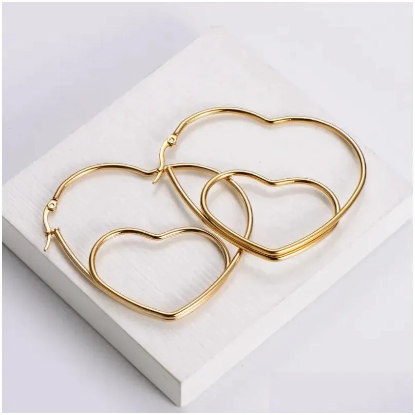 stud earrings promotion design heart shape metal for women with push-back fashion gold color earring luxury jewelry gifts