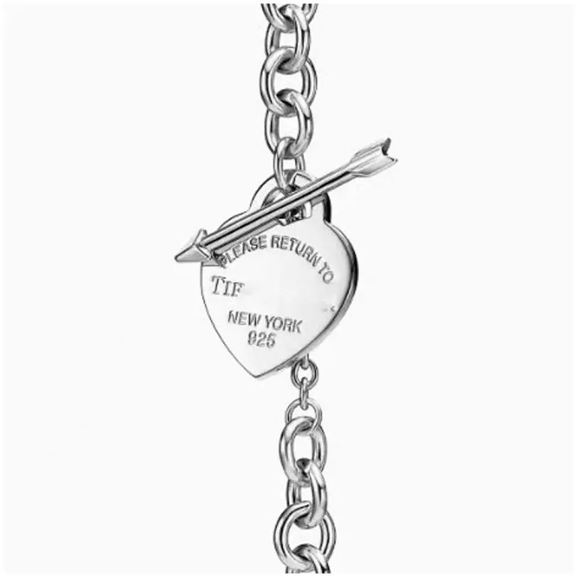 2023 t thick heart arrow series ti home necklace bracelet sets europe and america men women with collarbone chain couple necklaces