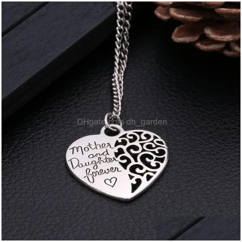 Pendant Necklaces Heart Shape Mom And Daughter Pendants Necklace For Women Adjustable Sier Plating Hollow Chain Jewelry Gift Dhgarden Dhioi