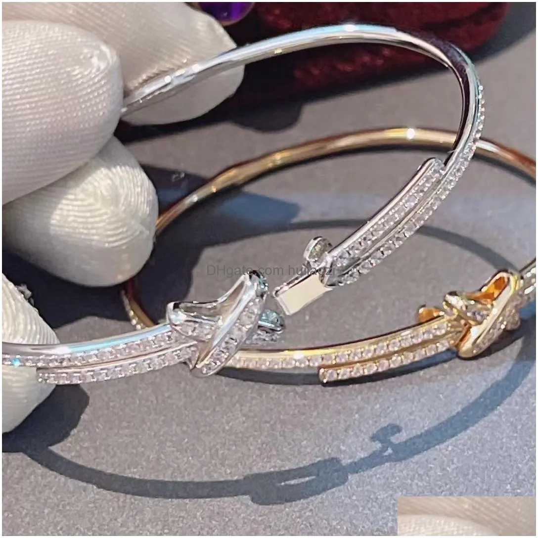 cross connection x bracelet designer jewelry bangle luxury bracelet for womem fashion classic women valentines day gift engagement jewelry bangle withou