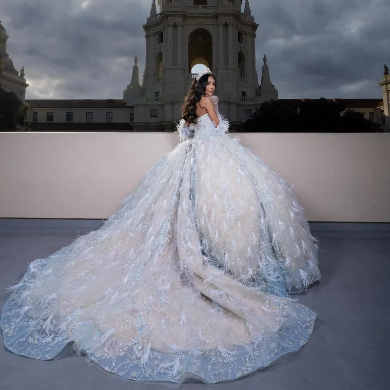 Luxury Sky Blue Champagne Off Shoulder Ball Gown Quinceanera Dress Princess Lace Beads Feather Rhinestones Vestidos De 15 Anos