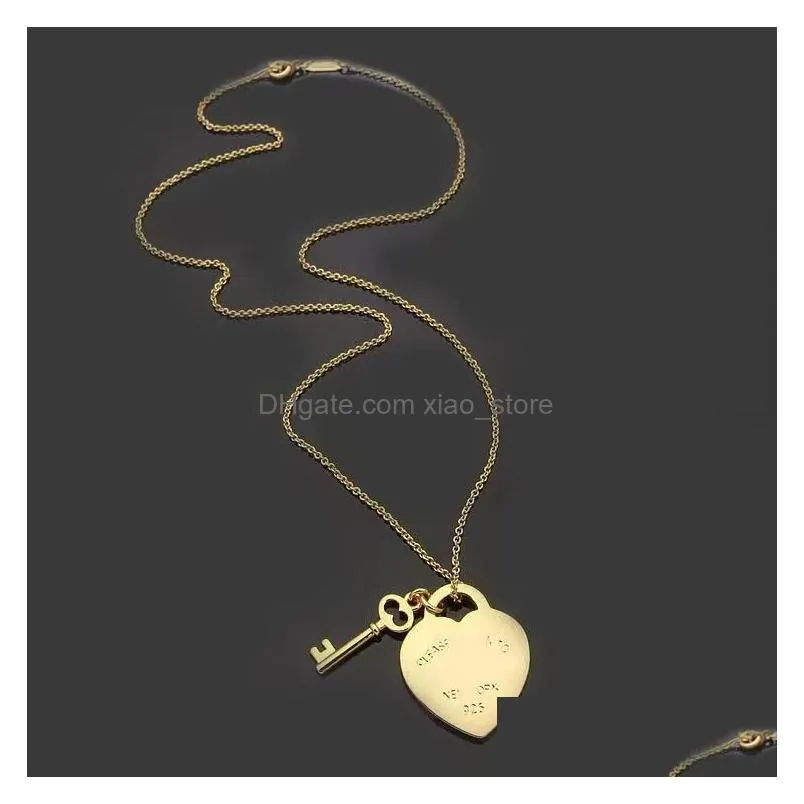 lock pendant necklaces designer heart necklace bracelet fashion for man woman gold silver chain letter designers brand jewelry mens womens