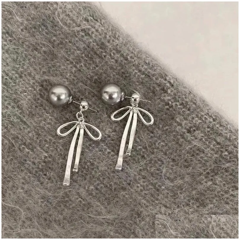stud earrings 2024 korean version cold wind punk bow silver gery color pearl earring for women aesthetic ins elegant romantic