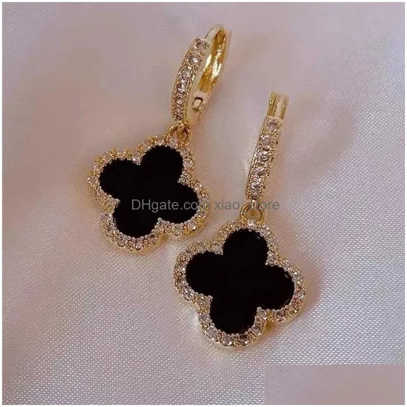 designer earrings clover earrings for women senior classic small fragrant wind earrings clover earrings 18k gold light luxury flash unisex