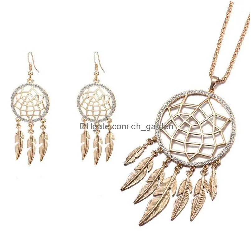 Pendant Necklaces New Round Hollow Dream Catcher Crystal Choker Necklace For Women Long Leaf Feather Tasssel Pendant Alloy J Dhgarden Dh3Vf
