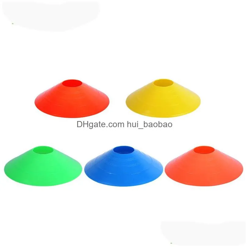 Training Equipment 50Pcs Lot 20Cm Football Cones Marker Discs Soccer High Quality Sports Saucer Entertainment Accessories274S3617058 Dhdak