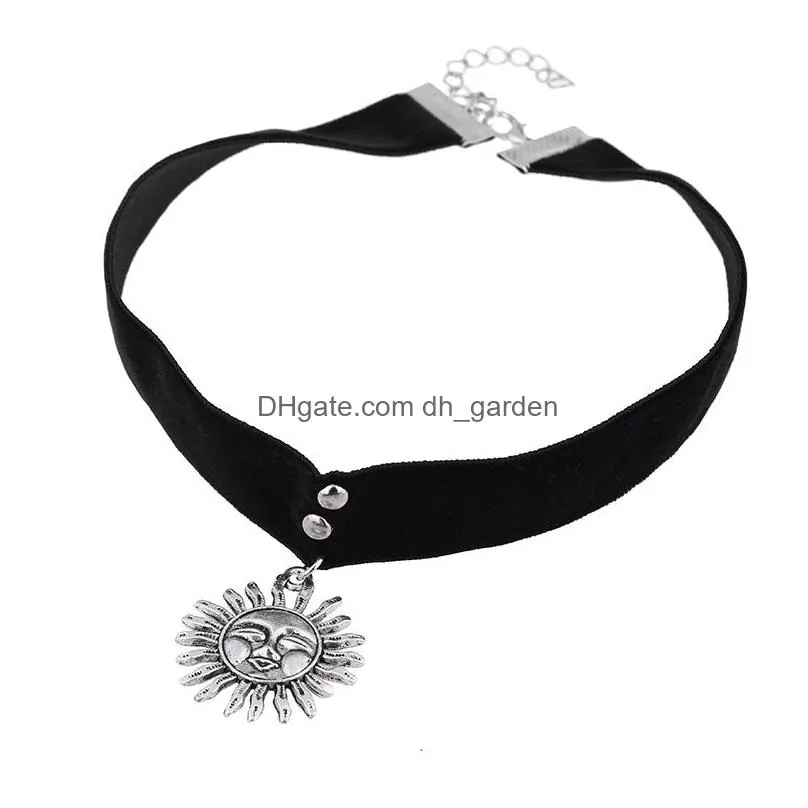 Chokers Korea Style Veet Vintage Sier Bronze Sun Charm Choker Necklace For Women Gothic Pendant Black Fashion Jewelry Gift D Dhgarden Dhx6N