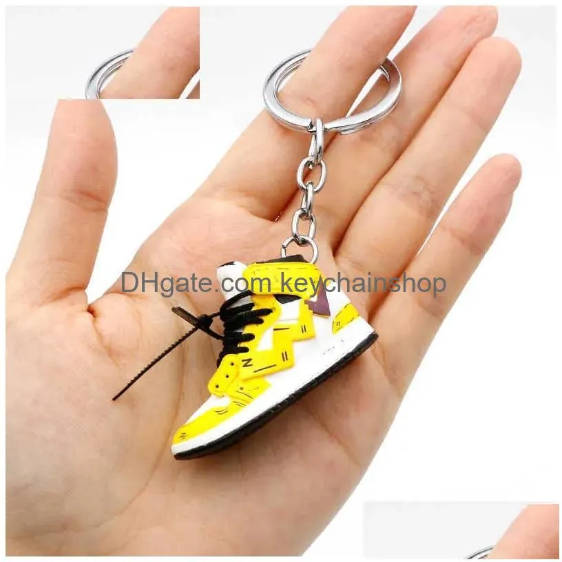 Creative 3D Mini Basketball Shoes Stereoscopic Model Keychains Sneakers Enthusiast Souvenirs Keyring Car Backpack Pendant Gift Drop D Dhwba