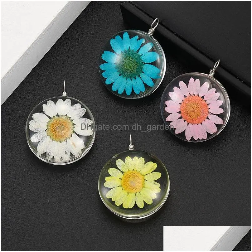 Charms Newest Creative Design Glass Dired Flower Small Daisy Ball Shape Pendant For Necklace Earring Colorf Transparent Diy Jewelry Dr Dh4Rc