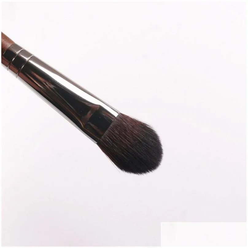 makeup precision highlighter makeup brush 144 flat tapered highlighting sculpting contouring beauty cosmetics brushes blender tool high