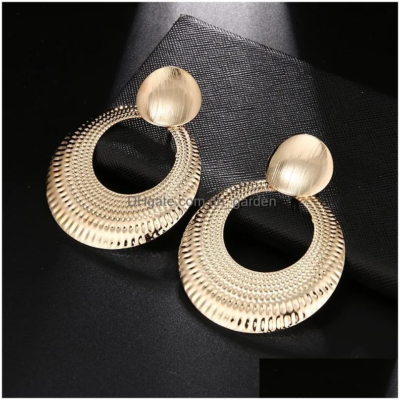 Hoop & Huggie New Large Bohemian Hollow Round Earrings For Women Weddings Party Retro Boho Jewelry Gold Alloy Drop Lady Dro Dhgarden Dh2Qt