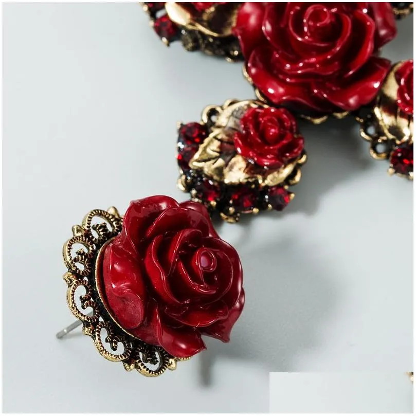 Stud Long Cross Studs Earrings Women Retro Baroque Rose Flower Crystal Rhinestone Dangles Black Red White Color Fashion Design Acryli Dhtqd