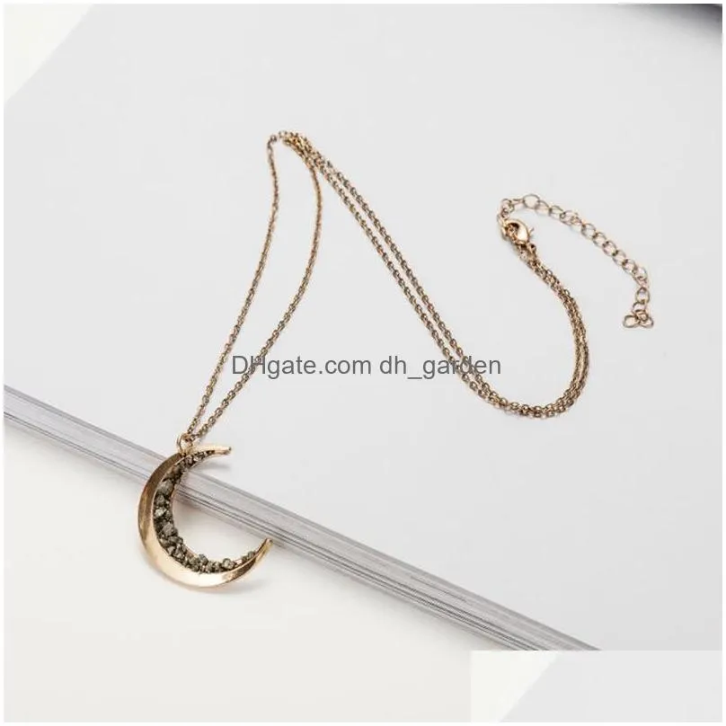 Pendant Necklaces New Arrival Brass Gold Crystal Crescen Moon Iron Ore Gravel Necklace Pendants For Womne Small Natural Stone Chian Je Dhnmk