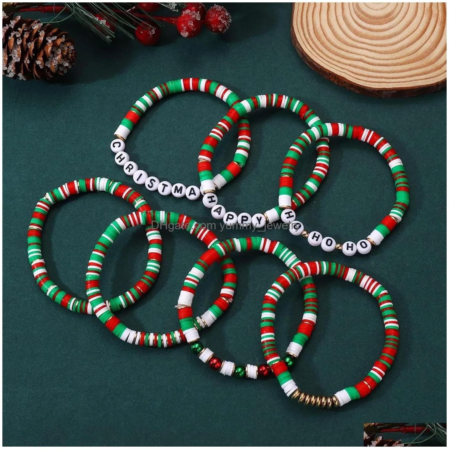 Beaded 7Pcs Christmas Beaded Bracelets Set Holiday Heishi Stretch Strands Red Green Polymer Clay Letter Stackable Friendship Charms S Dhg1G