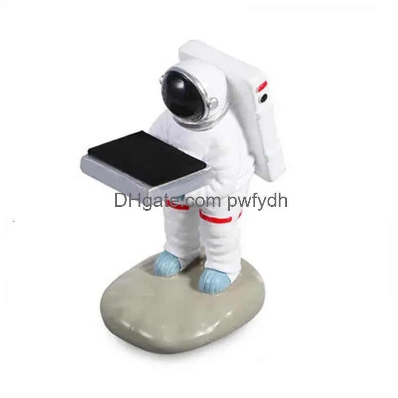 decorative objects figurines watch holder astronaut resin crafts storage box case fashion display living room decorations 230607