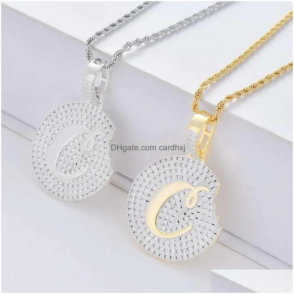 Pendant Necklaces Fashion- Cookie Diamonds Pendant Necklaces For Men Women Luxury Crystal Cooky Pendants 18K Gold Palted Copper Zircon Dhktx