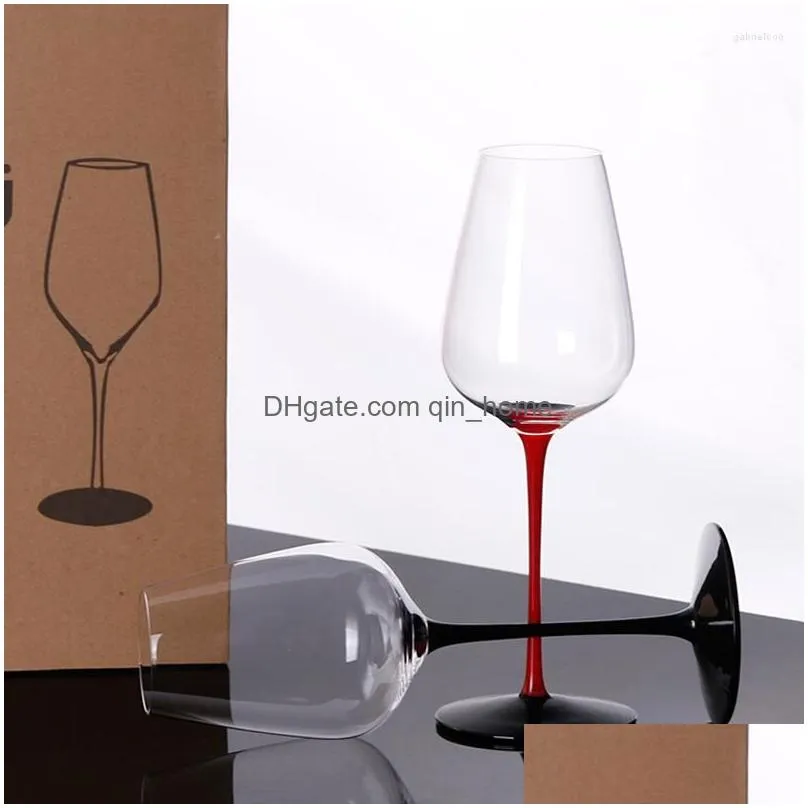 wine glasses crystal with red and black background handmade hand-painted