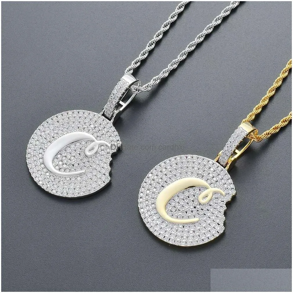 fashion- cookie diamonds pendant necklaces for men women luxury crystal cooky pendants 18k gold palted copper zircons gold silver