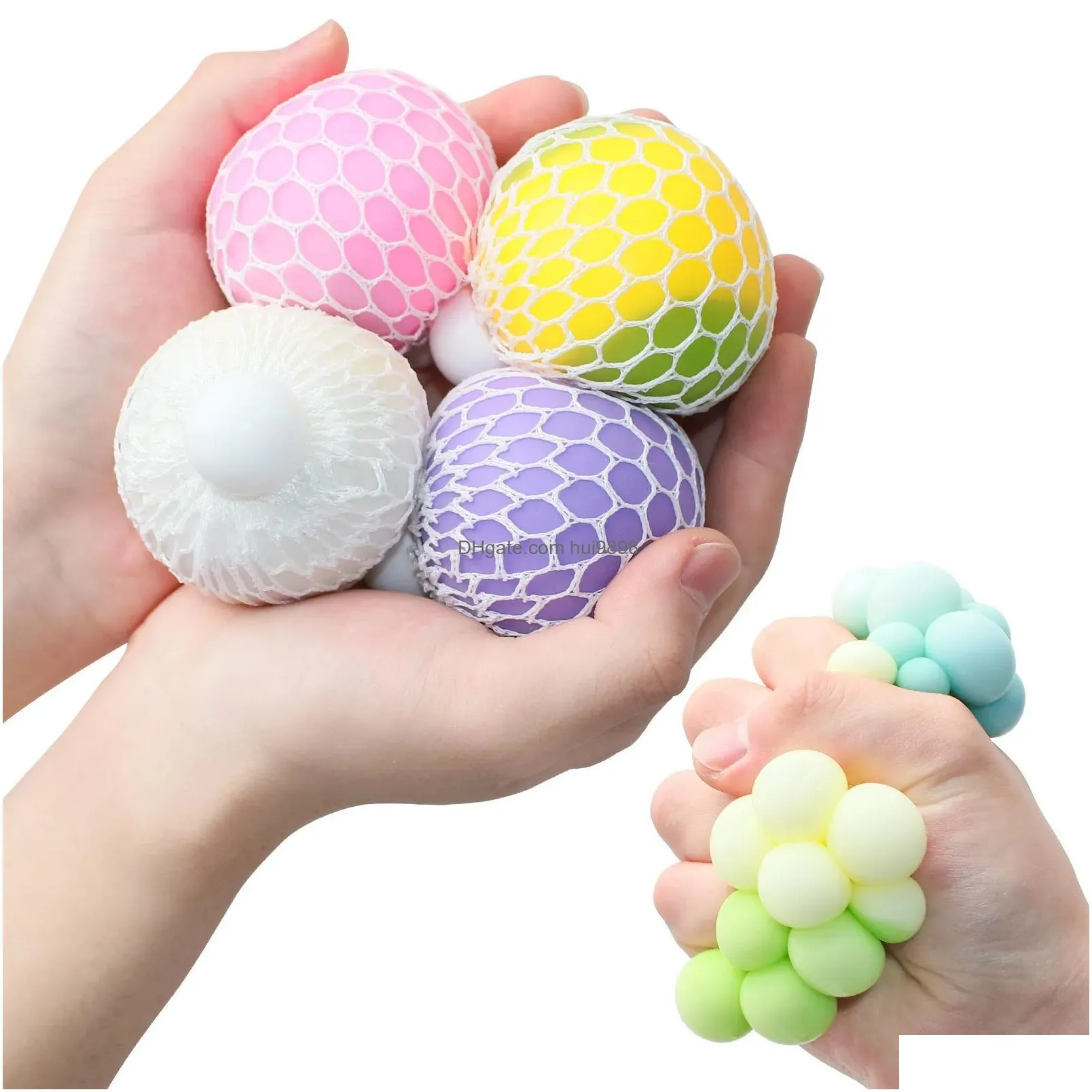 6cm tricolor discoloration tpr soft adhesive pectin grape ball toy pinch rainbow decompression ball squeeze ball