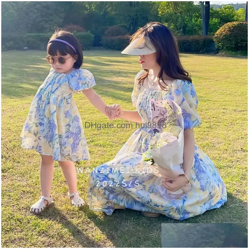 family matching outfits mother and daughter equal dress 2023 outfit baby floral dresses french style children girls clothing 230619