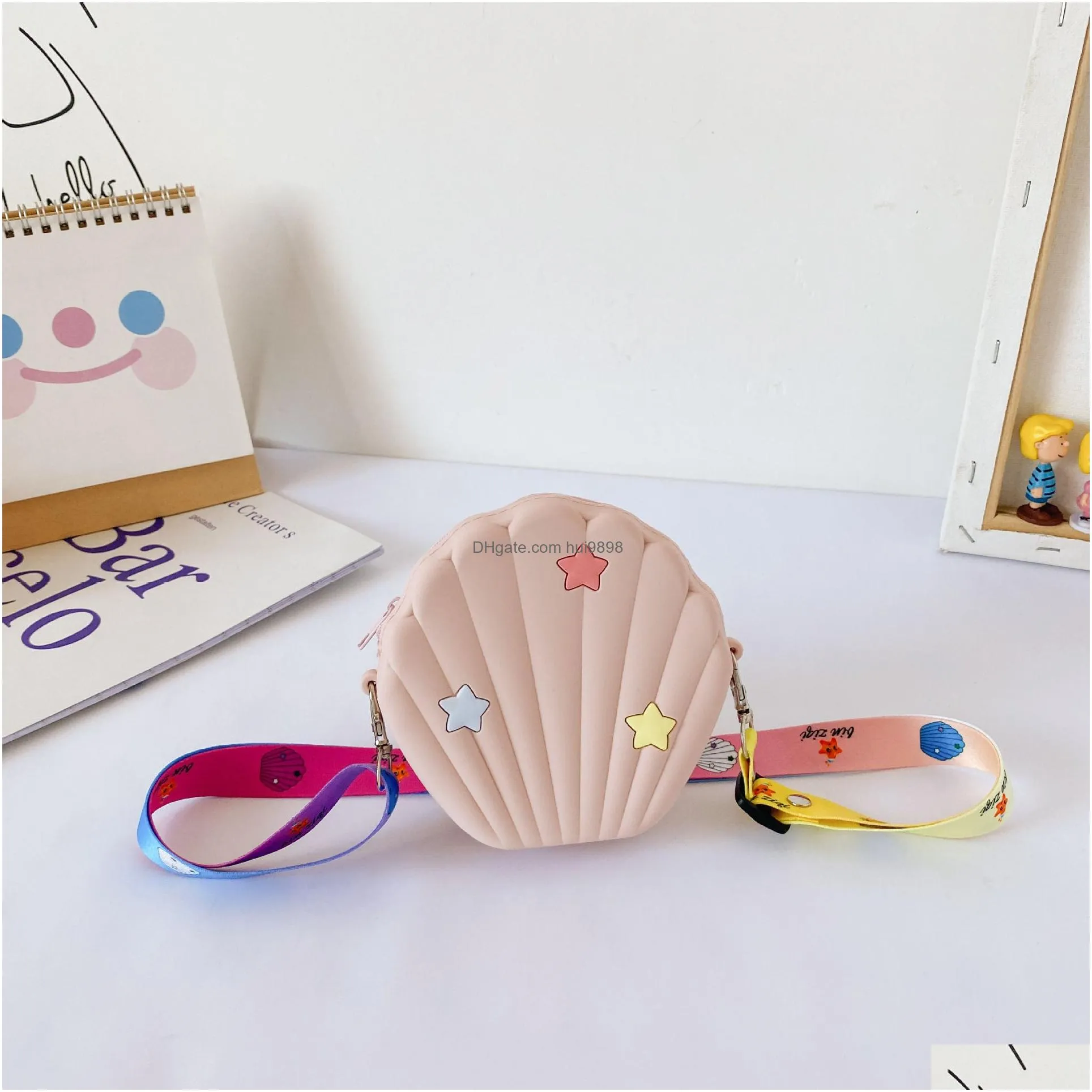 sweet princess accessories shell childrens messenger purse girl fashion korean parent child bag wholesale cute little pocket gift