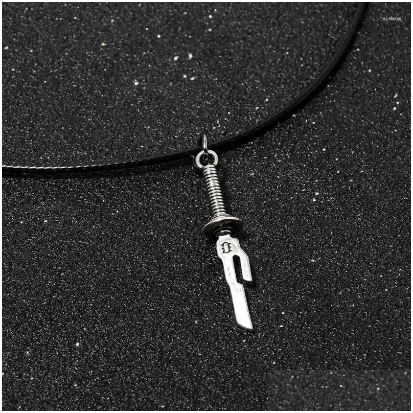 Chains Fushiguro Toji Necklace Women Jujutsu Kaisen Necklaces Woman Fashion Creative Cartoon Couples Chain Alloy Cosplay Collier Drop Otsiz