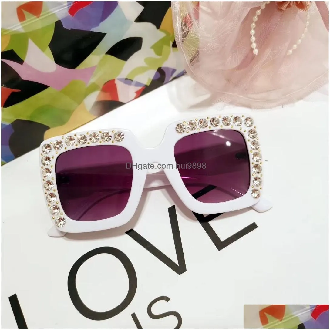 fashion kids sunglasses lovely diamond inlaid frame girls sunglass ultraviolet-proof infant glasses eyewear child shades gafas gift