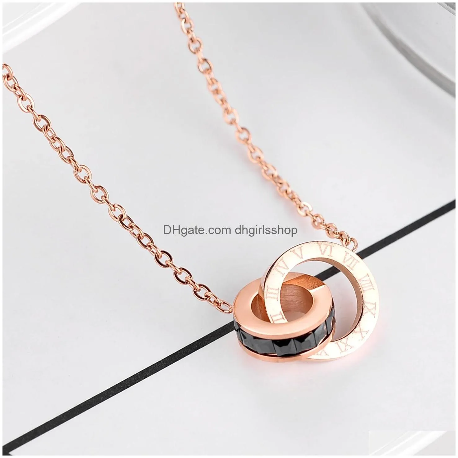 Pendant Necklaces Luxury Roman Numerals Pendant Necklaces Crystal Diamond Rose Gold Sier Fashion Titanium Steel Double Circle Bracelet Dhxtf