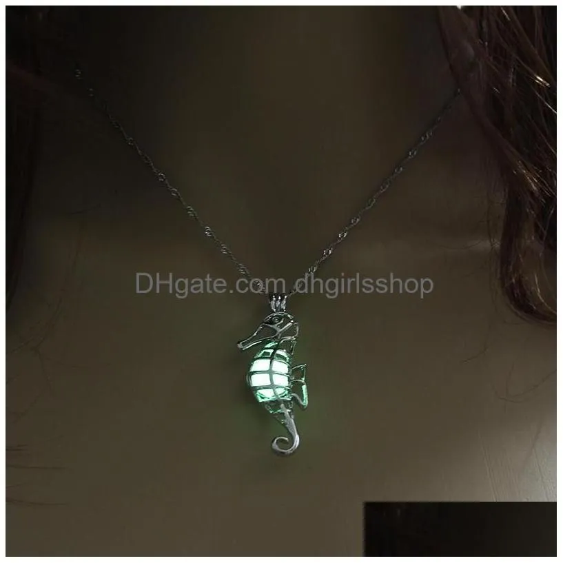 Pendant Necklaces Luminous Animal Design Pendant Necklace Seahorse Cage With Clavicle Chain Creative Sea Horse Jewelry Dangle Choker N Dhoy2