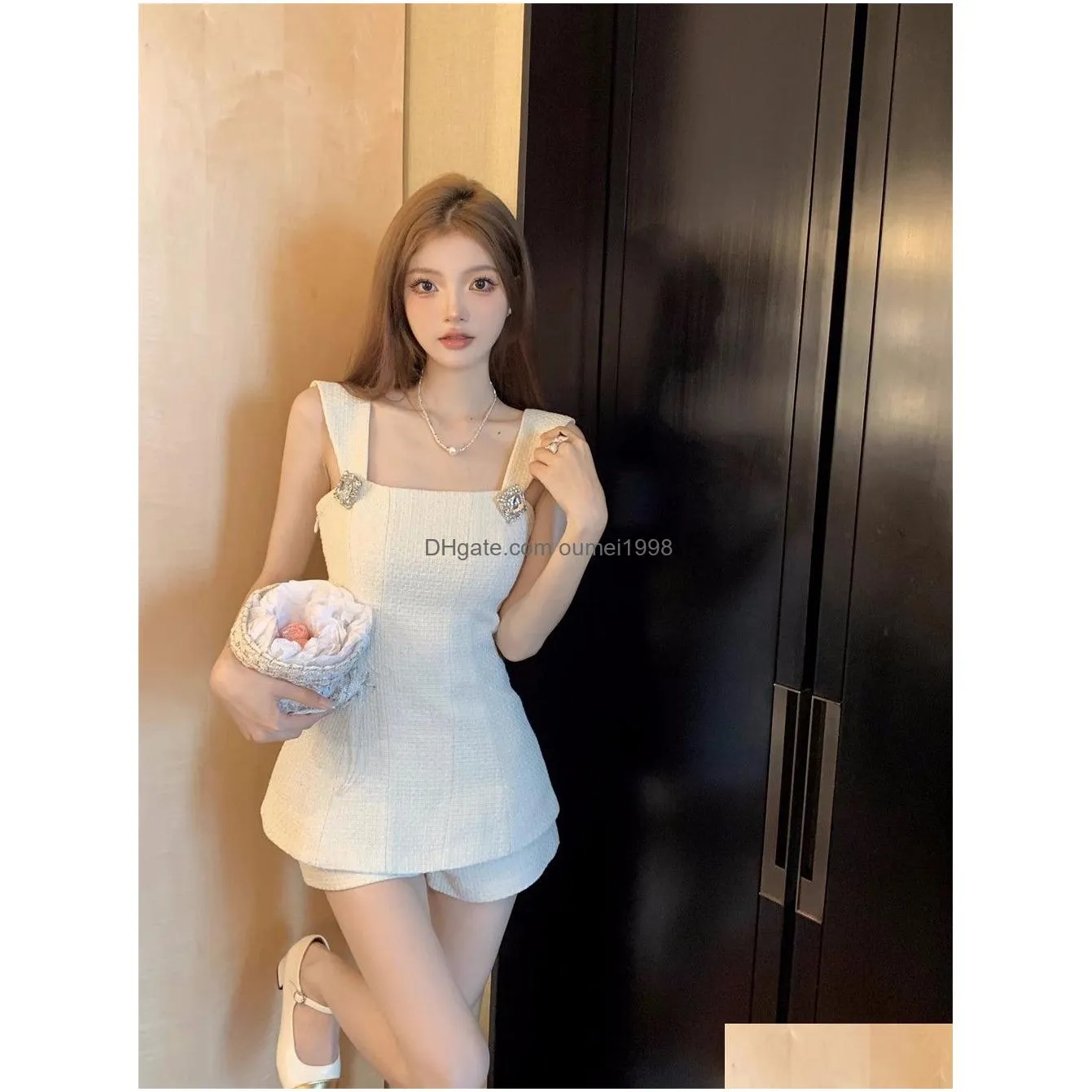 Women`S Two Piece Pants Womens Rhinestone T Woolen Spaghetti Strap Slim Waist Vest And Shorts 2 Pc Pants Set Sml Drop Delivery Appare Dhz43