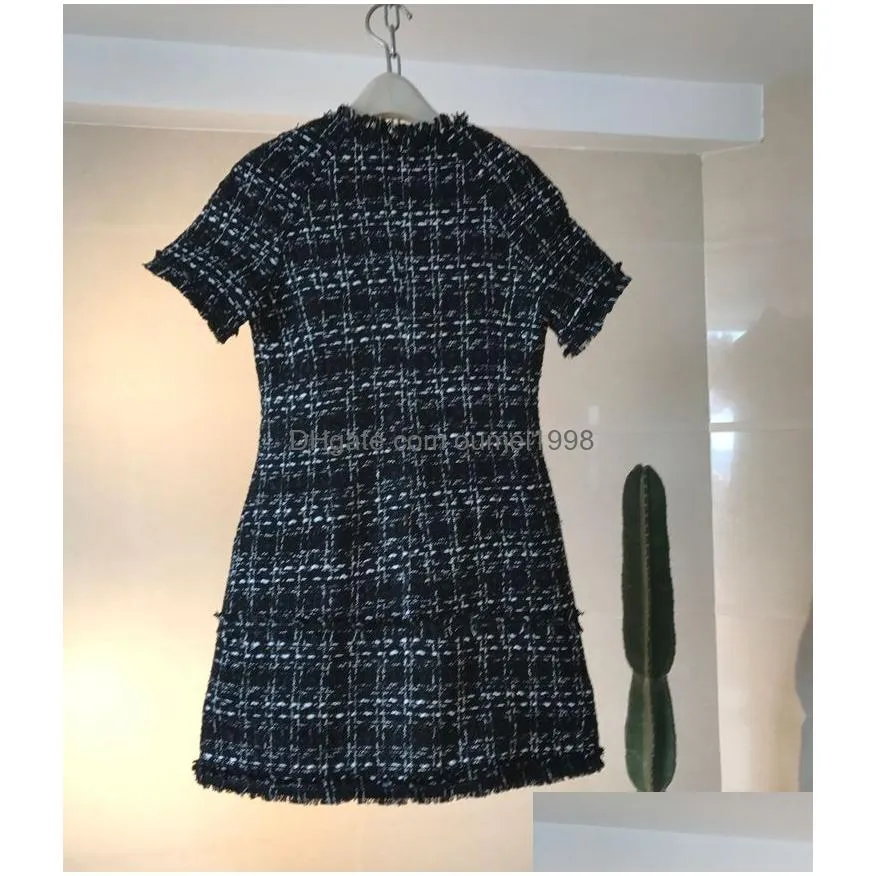 Basic & Casual Dresses Autumn New Womens O-Neck Short Sleeve T Woolen Fabric Plaid Pattern A-Line Dress Plus Size Sml Drop Delivery A Dh7Rm