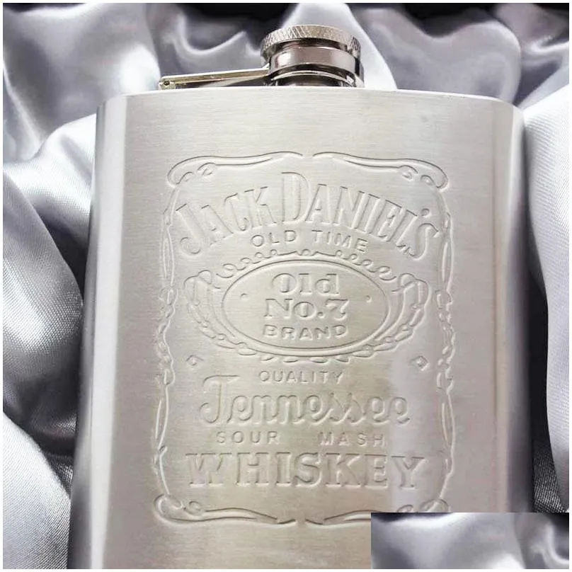 Hip Flasks High Quality 7Oz Stainless Wine Whisky Steel Hip Flask For Travel Portable Pocket Alcohol Bottles Beer Gift Rum Drop Delive Dhinm