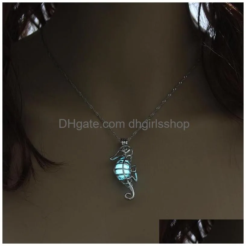 Pendant Necklaces Luminous Animal Design Pendant Necklace Seahorse Cage With Clavicle Chain Creative Sea Horse Jewelry Dangle Choker N Dhoy2