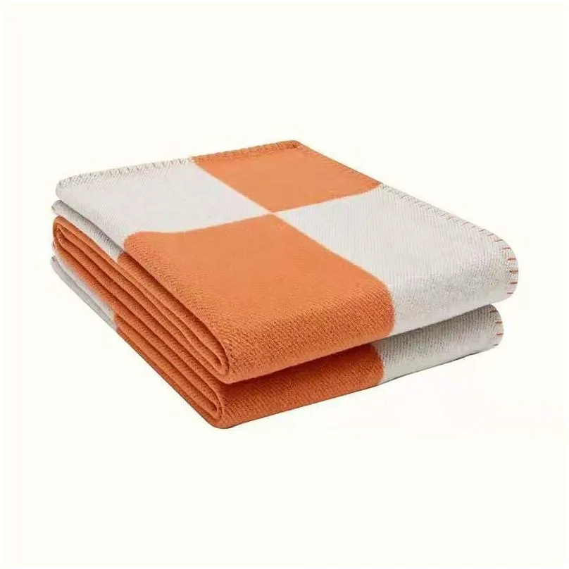 Blanket Luxury Designer Letter Soft Wool Scarf Shawl Portable Warm Plaid Sofa Bed Fleece Spring Autumn Women Throw 140X170Cm Many Colo Dhjzt