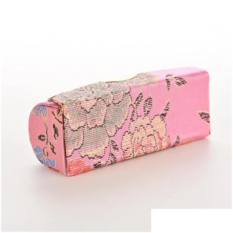 wholesale-embroidered flower design lipstick case box with mirror hasp cosmetic bags coin lipstick holder color send randomly