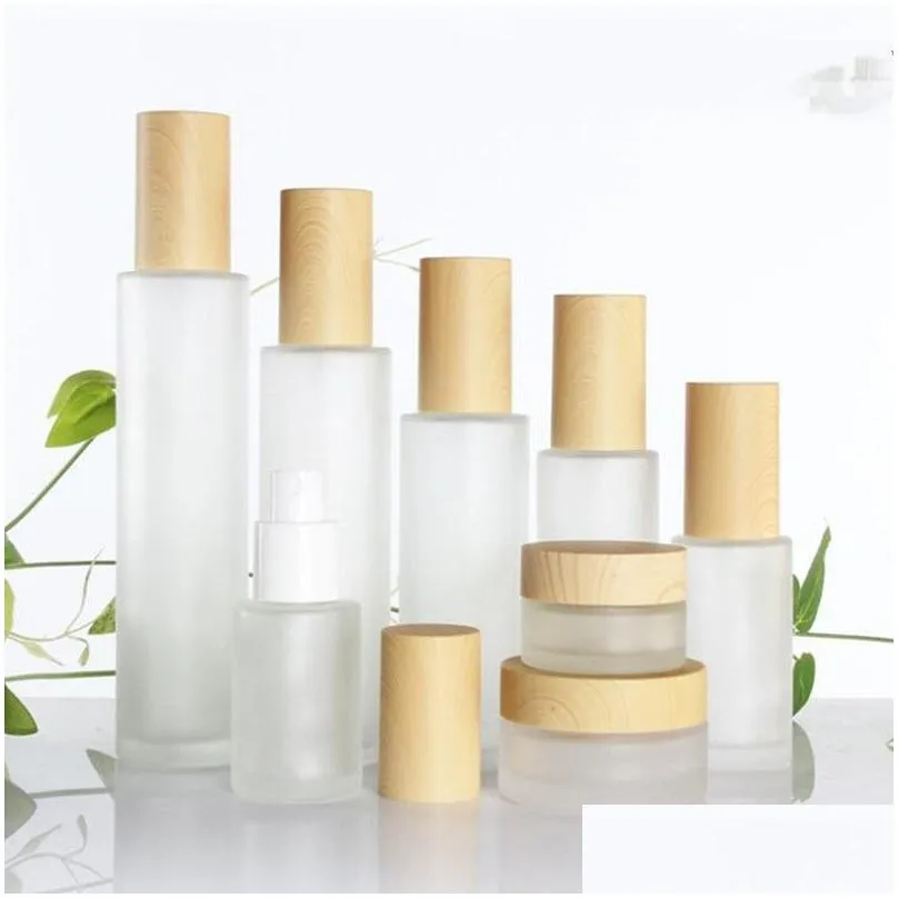 wholesale 30ml 40ml 60ml 80ml 100ml frosted glass cream jar with plastic imitated wood lid makeup lotion pot spray pump bottle