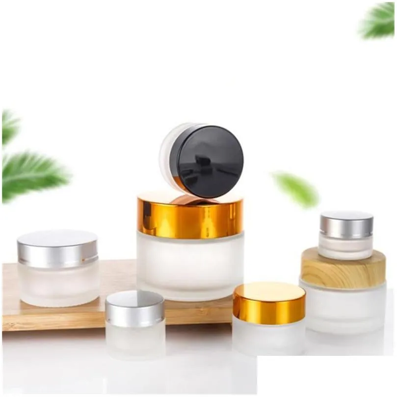 wholesale 5g 10g 15g glass jar cream bottle cosmetic empty container with black silver gold lid and inner pad for lotion lip balm