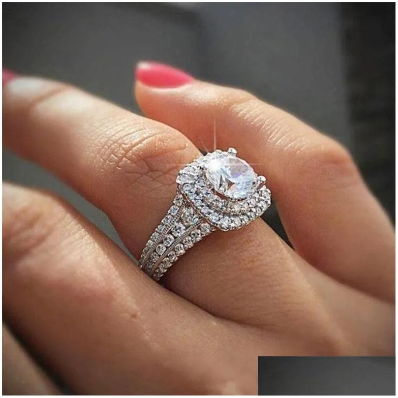 2020 Top Selling Stunning Luxury Jewelry 925 Sterling Silver Round Cut White Topaz CZ Diamond Gemstones Wedding Engagement Band Ring