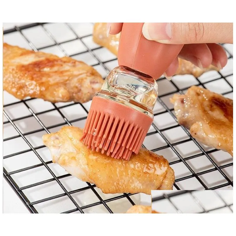 household metering cooking utensils silicone brush head oil pot kitchen press type bottle integrated high-temperature barbecue rra46
