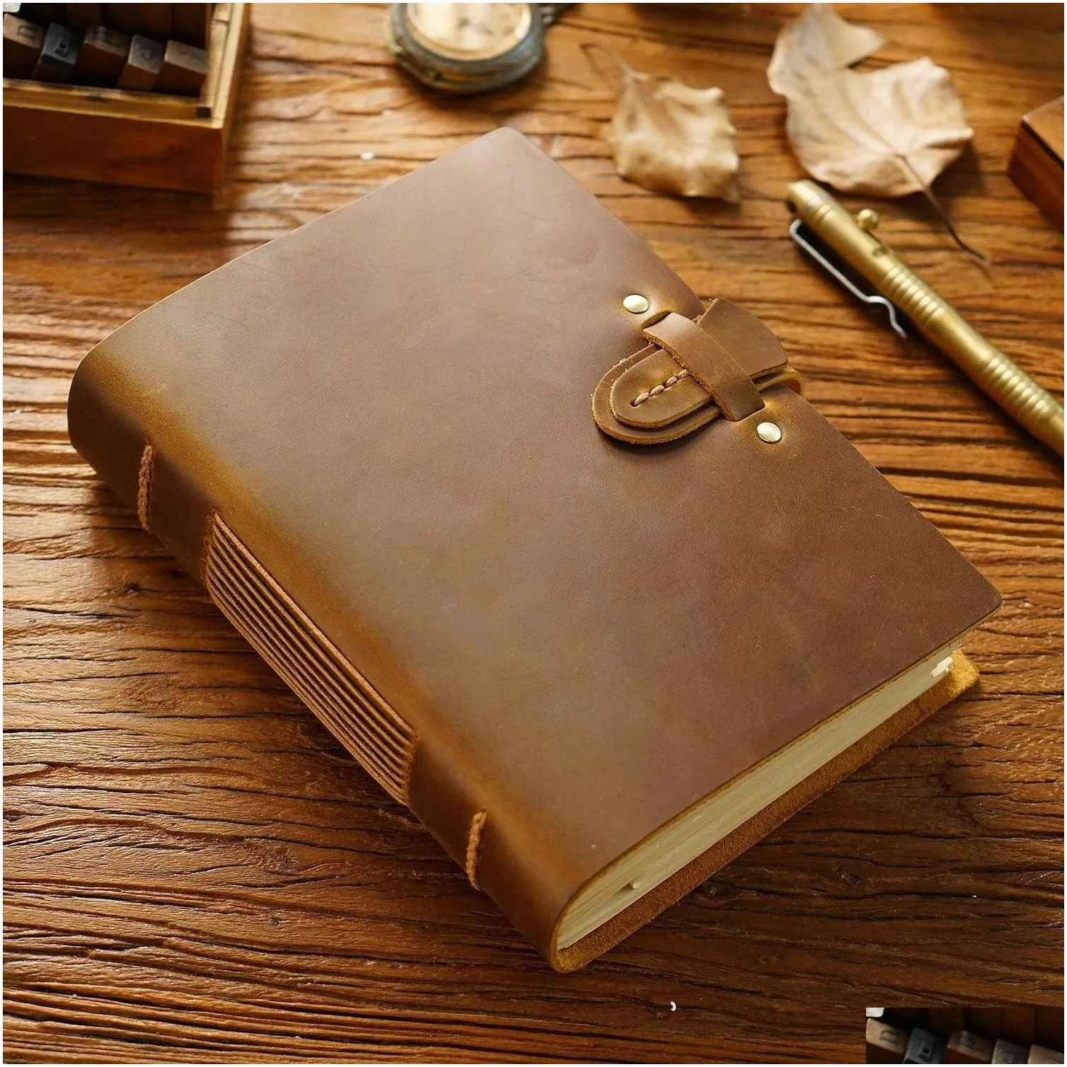 wholesale notepads handmade genuine leather notebook neutral vintage cowhide notepad creative women/men sketchbook diary notebook wholesale