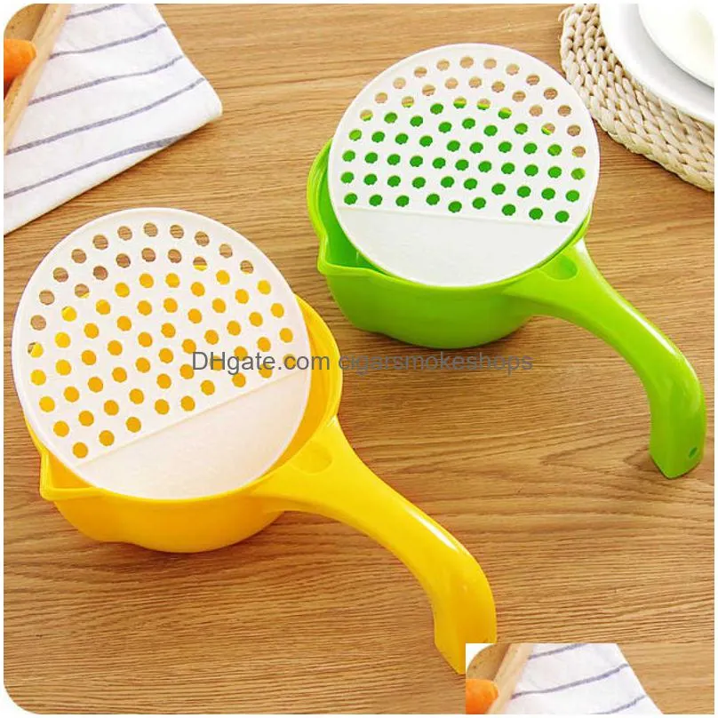 1pcs plastic water ladle home kitchen multifunctional ladle baby food grinder long handle water spoon