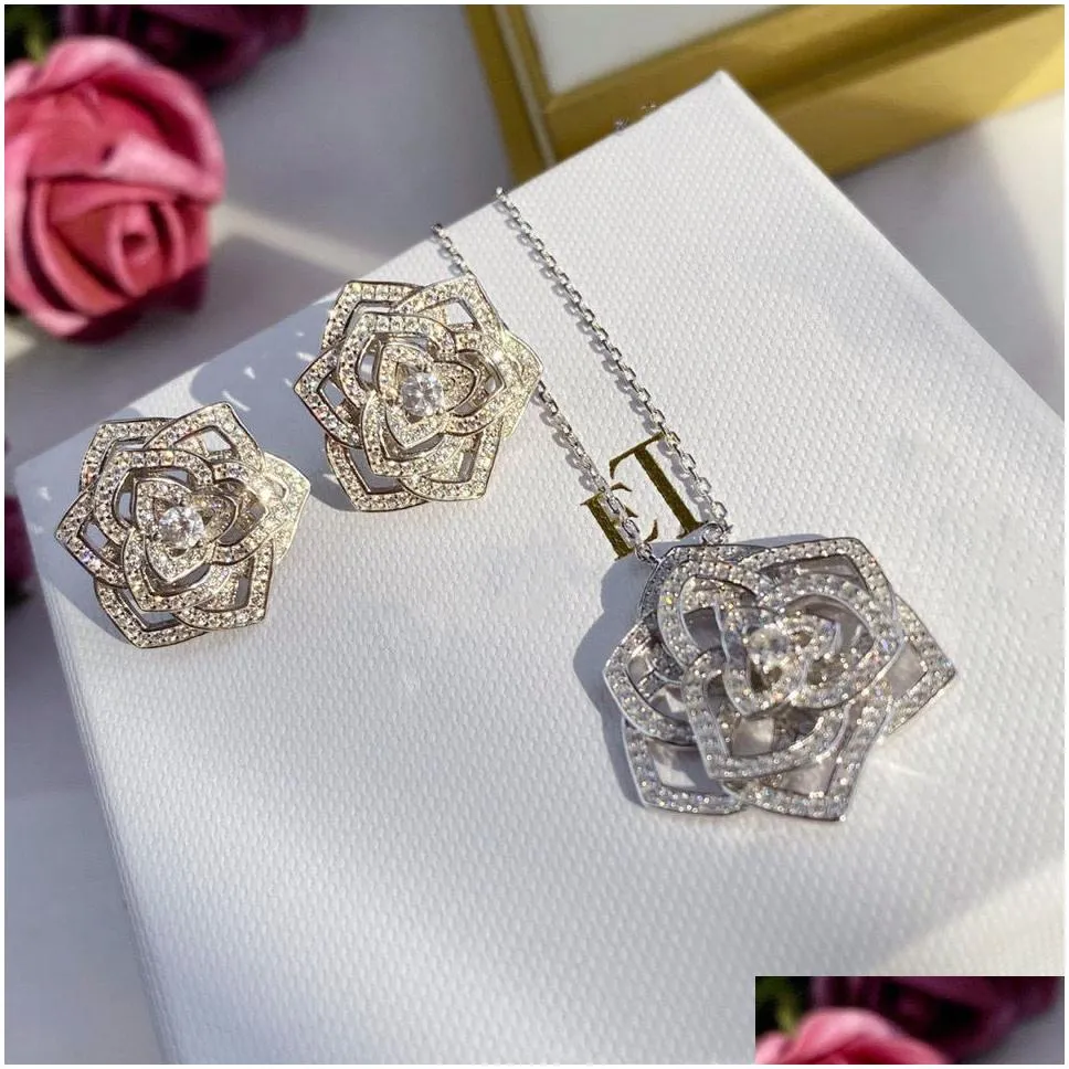 Chouchong Brand Wedding Jewelry Set Luxury 925 Sterling Silver Rose Flower Pendant Pave White Sapphire CZ Diamond Gemstones Party Women Stud Earring Necklace