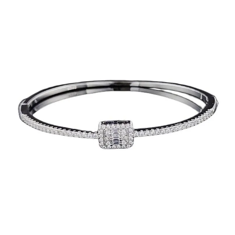 Ins Top Sell Square Bangle Luxury Jewelry 925 Sterling Silver Princess Cut White Topaz CZ Diamond Gemstones Party Women Wedding Bracelet For Lover