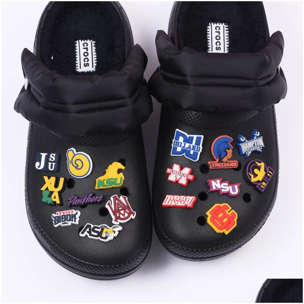 factory wholesale discount price clog shoes charm for sandal decoration college sign shoe charms