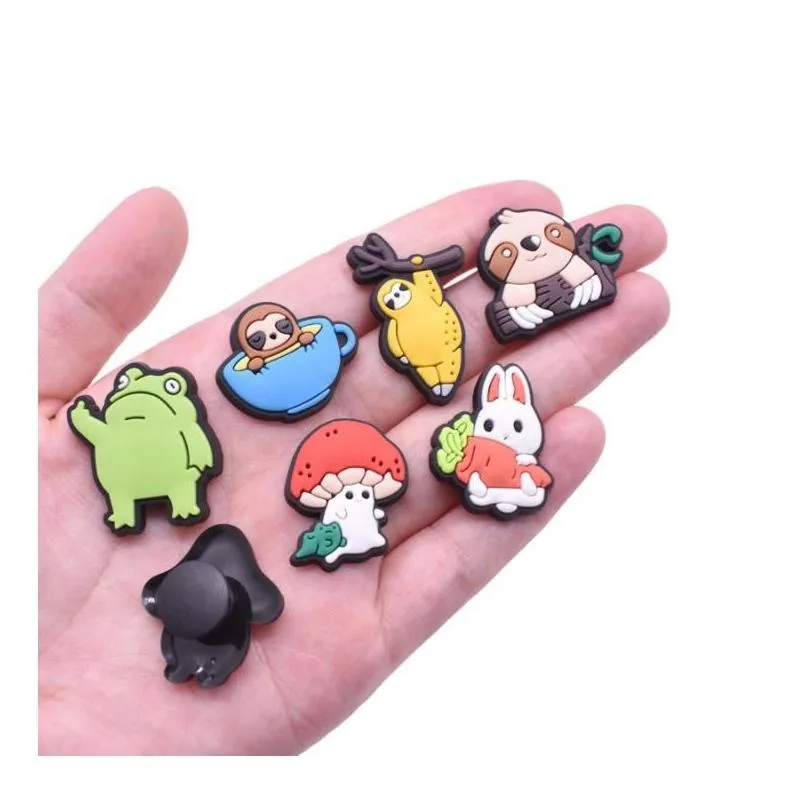 wholesale pvc cartoon croc charms shoe decoration buckle accessories clog pins charm buttons rabbit cartoon green toy