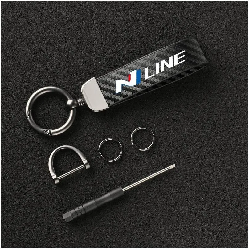 Keychains Carbon Fiber Car Key Chain 360 Degree Rotating Horseshoe Rings For Hyundai N Nline Tucson Kona Sonata Veloster I30 I20