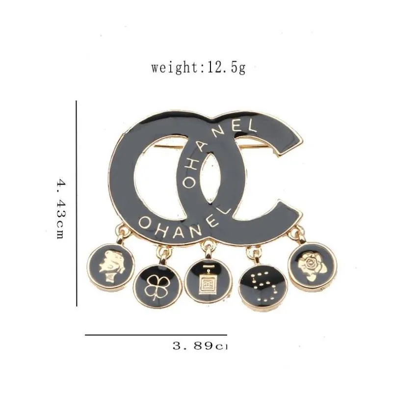 20style Brand Designer C Double Letter Brooches Women Men Couples Luxury Rhinestone Diamond Crystal Pearl Brooch Suit Laple Pin Metal Fashion Jewelry