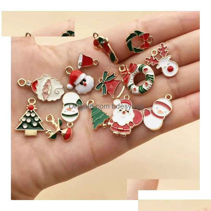 the latest model 1 pack = 30 pcs, christmas pendant, christmas tree g alloy pendant, christmas tree alarm, hair accessory, bracelet, diy